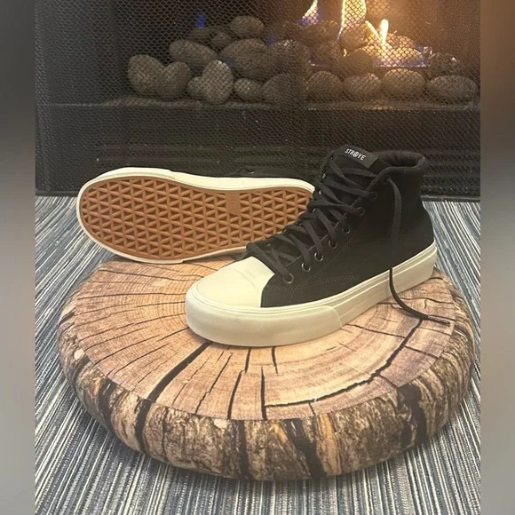 🆕Straye Venice Black Bone Suede Hightop Skate Board Shoes Men’s 8 Women’s 9.5 - Picture 2 of 7